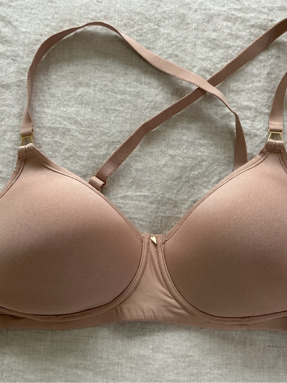 Wacoal Light Brown Seamless Molded Bra with Gold Accent #856393